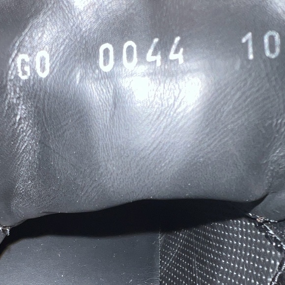 Louis Vuitton leather sneaker - Picture 6 of 6